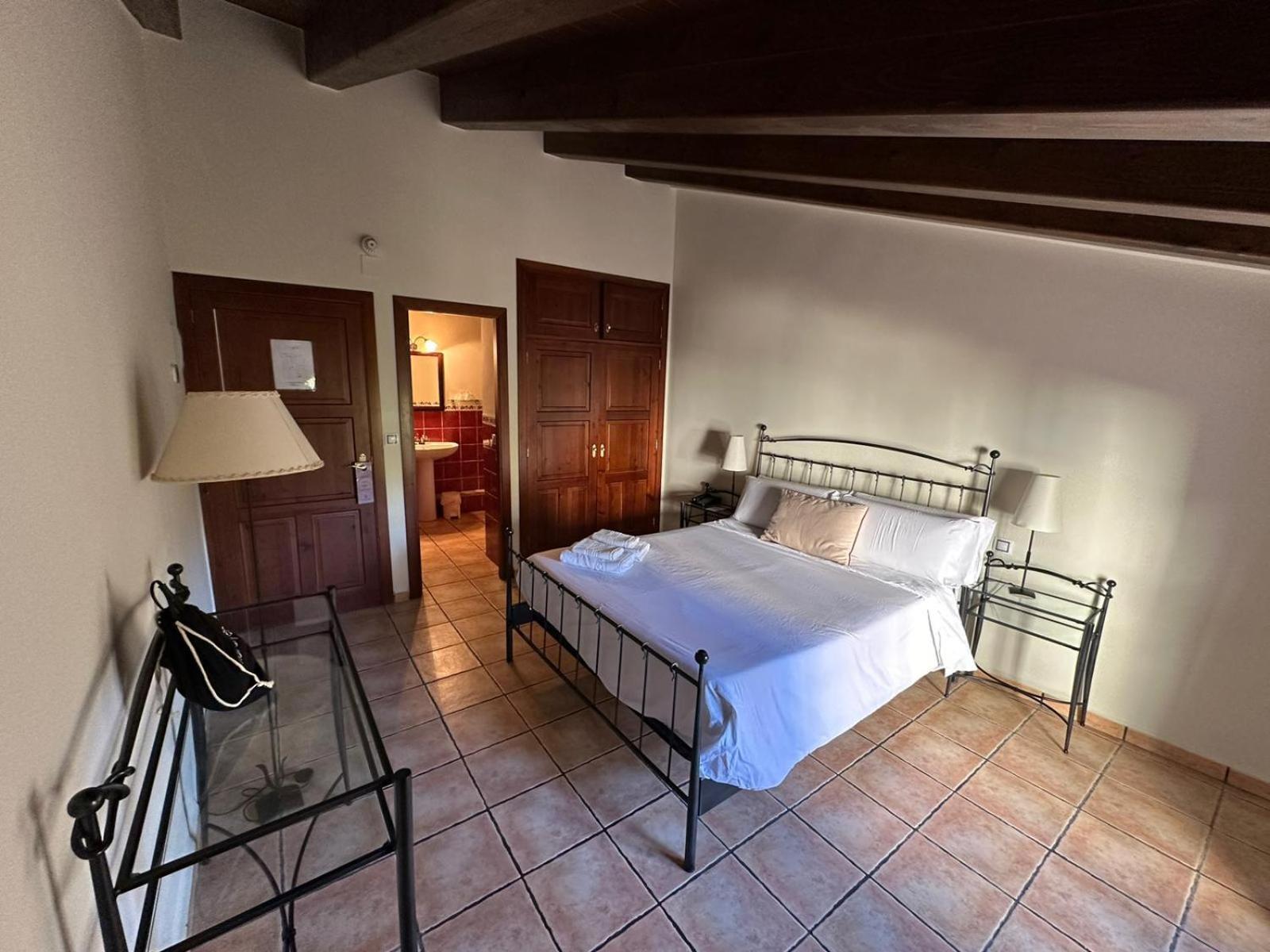 Hotel De La Villa Rubielos De Mora Εξωτερικό φωτογραφία