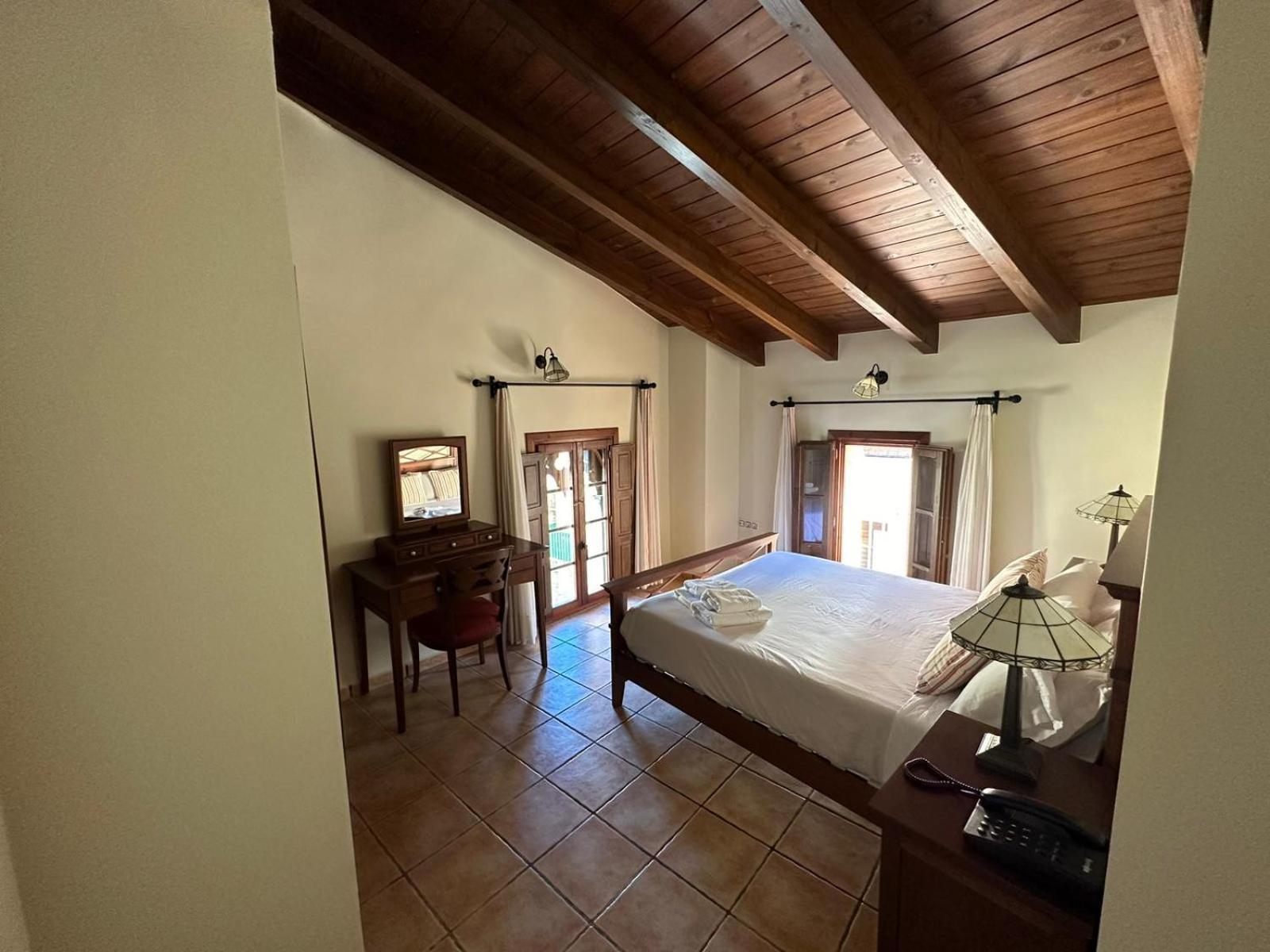 Hotel De La Villa Rubielos De Mora Εξωτερικό φωτογραφία