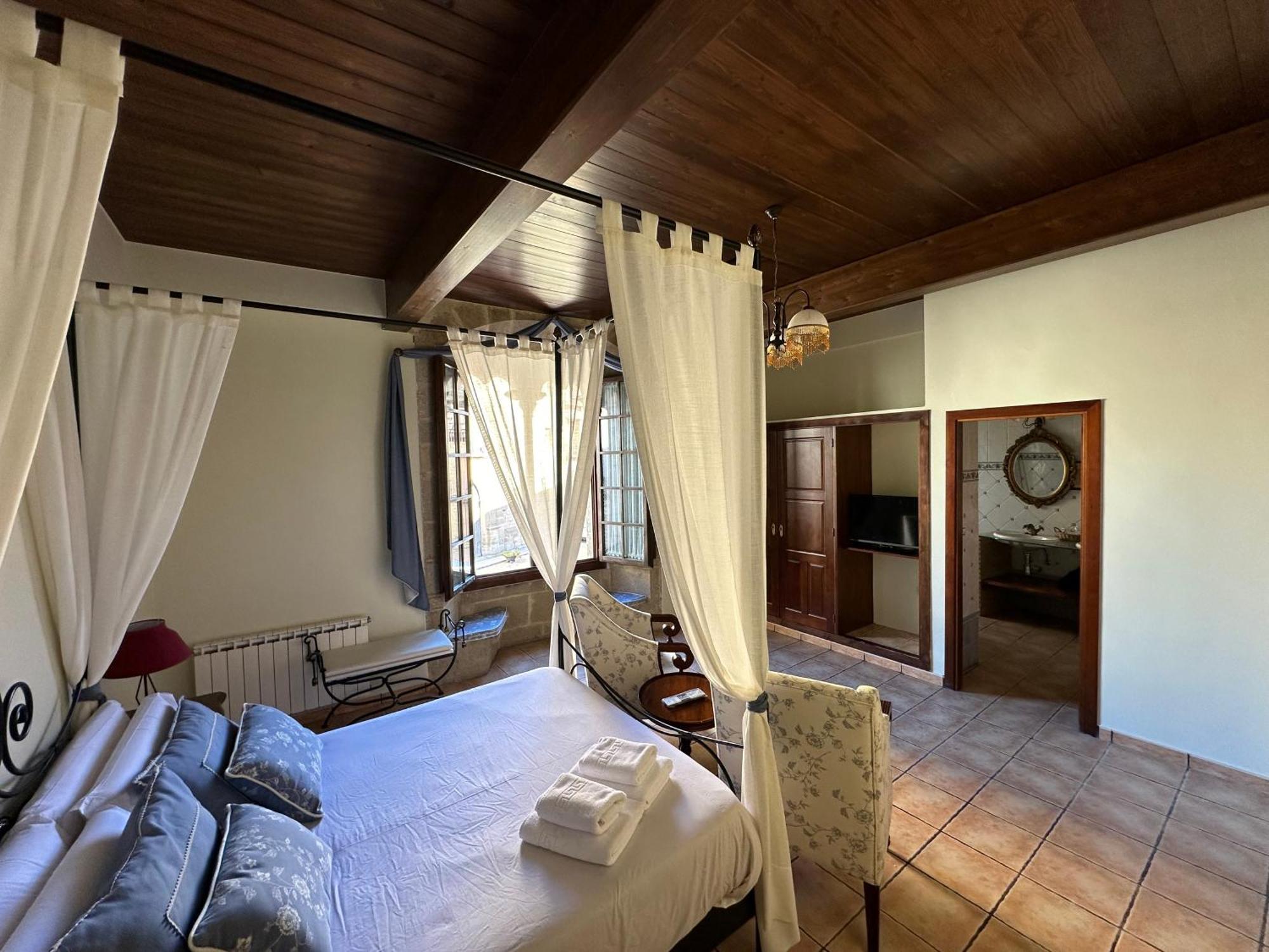 Hotel De La Villa Rubielos De Mora Εξωτερικό φωτογραφία